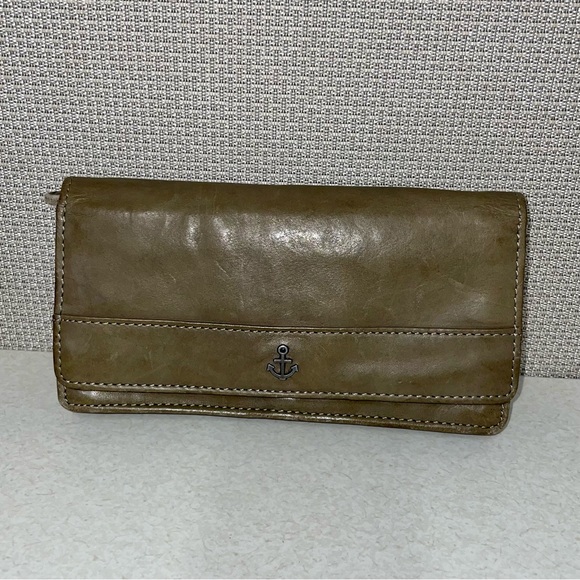 harbour 2nd Bags Harbour 2nd Green Leather Fullsize Wallet Poshmark